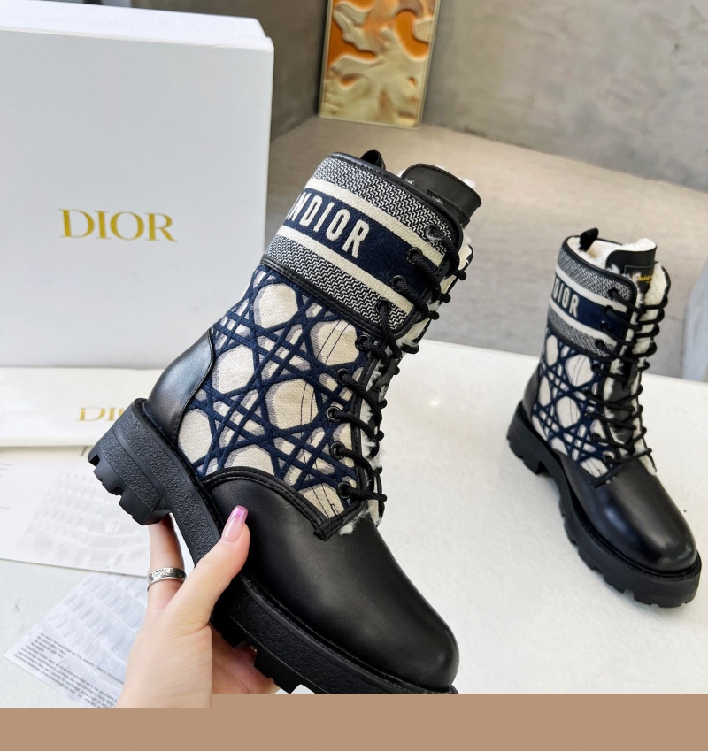 ch**an D*or boots
